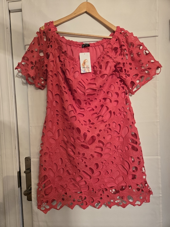 PrettyGarden Dresses & Skirts - Off-Shoulder Pink Midi Dress with Floral Cutouts